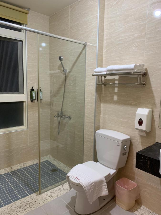 910 Hostel Юли Екстериор снимка