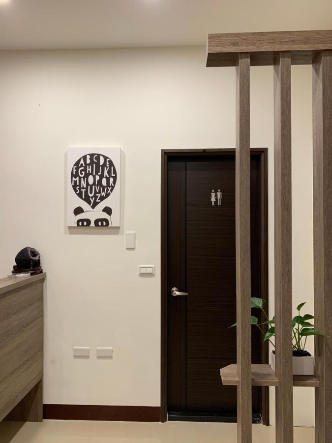 910 Hostel Юли Екстериор снимка